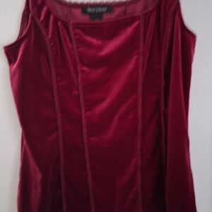 Elegant Velvet Tank Top in Rich Red
